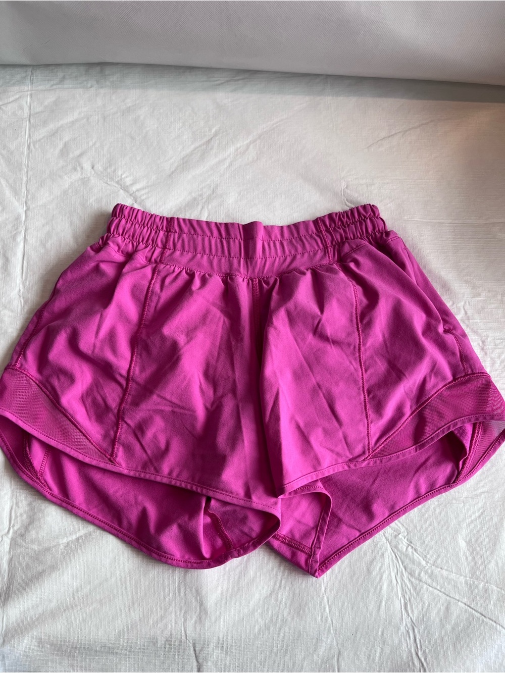 Lululemon Hotty Hot Pink Shorts W7AWBT - Picture 4 of 9